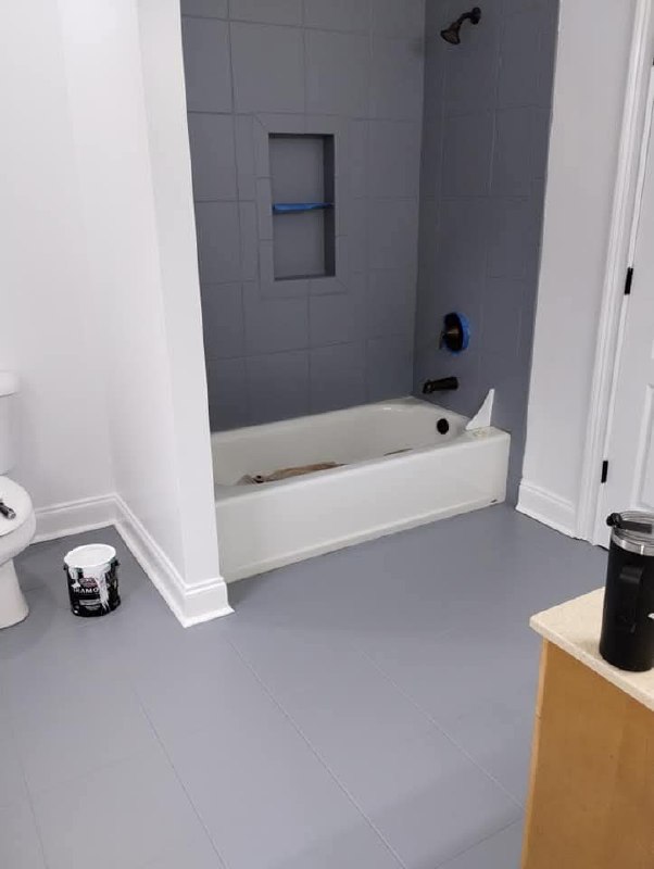 Tub tile