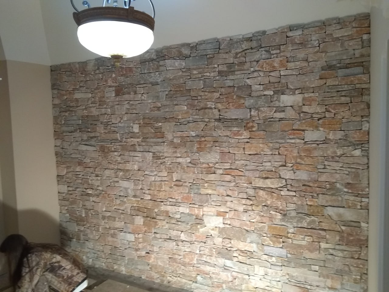 Stone veneer